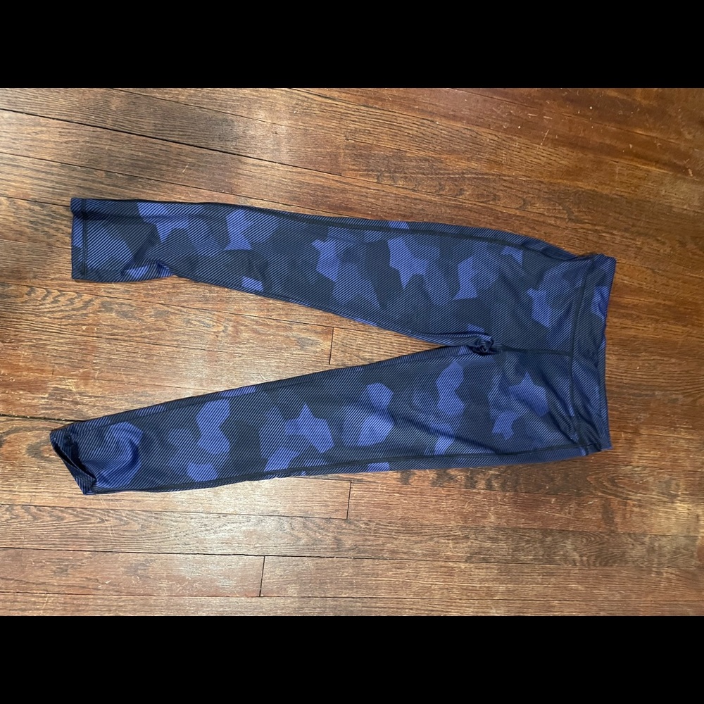 Purple leggings